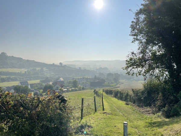 Regard arrière sur Martin-Eglise.