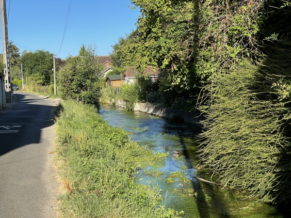 Nous suivons maintenant le Gambon, sur le Chemin du Bord de l'Eau.