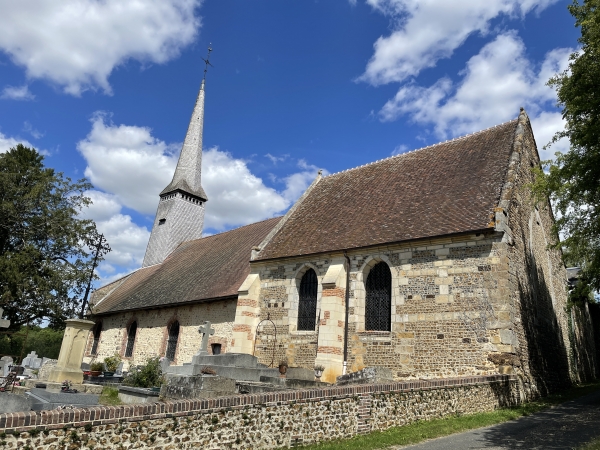 Eglise Saint-Pierre de St-Pierre-de-Cernières.