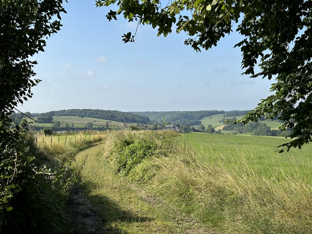 Nous allons maintenant descendre vers la vallée du Héron.