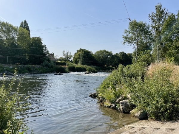 Aménagements du club de Canoë-Kayak de Val-de-Reuil sur l'Eure.