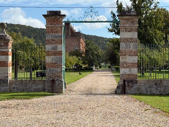 Entrée du Manoir d'Heudreville.