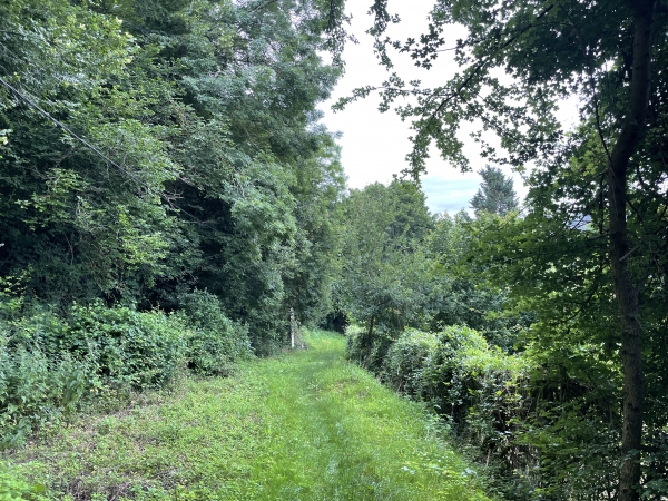 Nous redescendons dans la vallée de l'Iton.