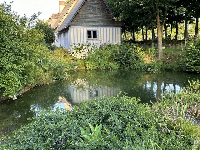 Mare au hameau du Cheval Blanc.