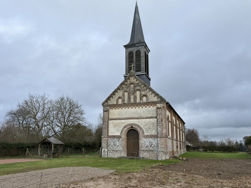 Eglise Saint-Rémi&nbsp; (XIXe de style néo roman) de Ventes-St-Rémi, elle remplace l'église en bois du XVIe siècle.
