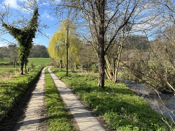 Nous allons traverser la Morelle et entrer dans le département du Calvados.