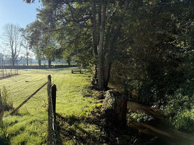 Traversée du Crevon à Saint-Denis-le-Thiboult.