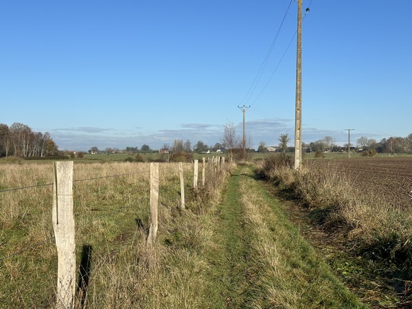 Je vais rejoindre Colletot, lieu de départ d'une autre de nos randonnées.