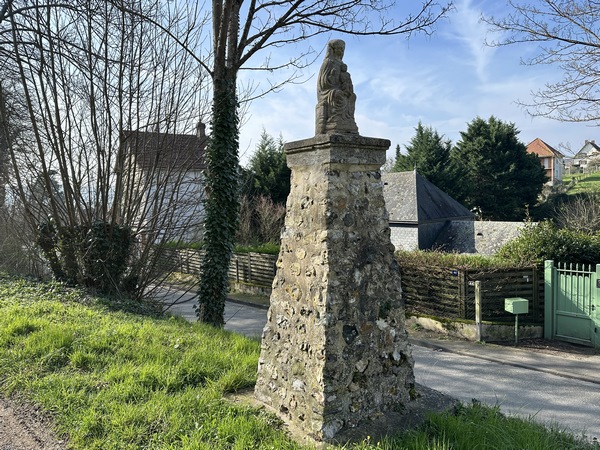 Oratoire à l'entrée de la rue du Mont Miré.
