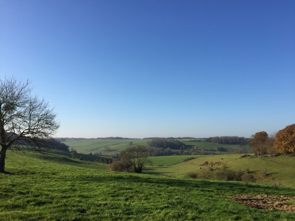 Nous allons descendre vers Rebets et traverser la rivière du Héron.