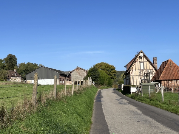 Je ferme la boucle et marche vers mon point de départ.