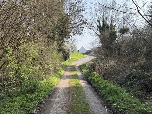 Sortie de forêt domaniale et entrée dans Pont-de-l'Arche.