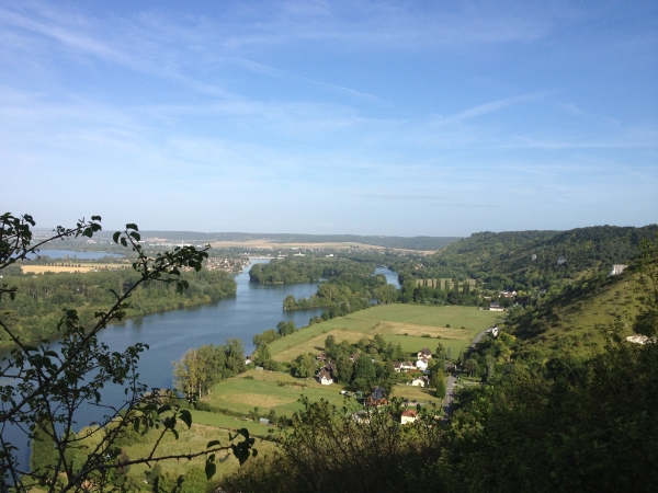 La Roche à Roline, vue sur la vallée de la Seine, côté aval.