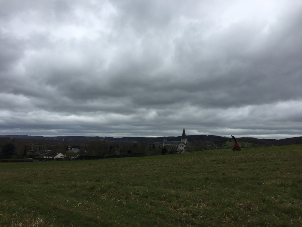 Nous montons vers la forêt, regard arrière sur St-Martin-de-Boscherville.