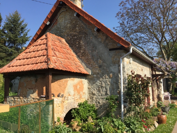 Brévands, rue du Colombier. Four à pain.