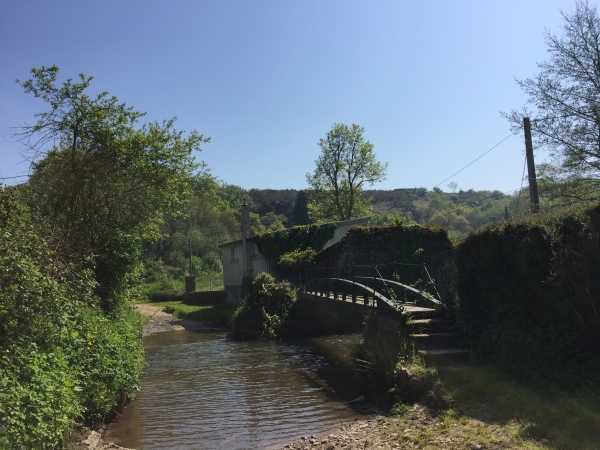 Gué du Plat Hamel et sa passerelle.
