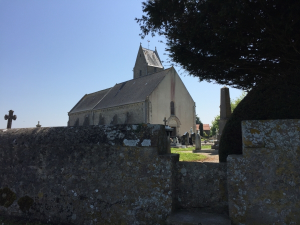 Eglise Saint-Lô de Foucarville.