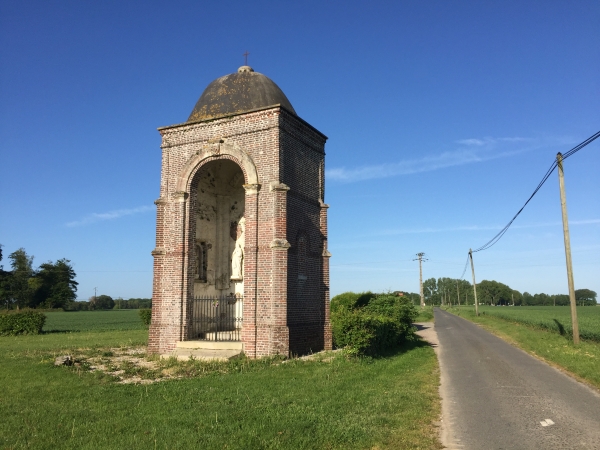 Fultot, route des Autels, oratoire de Fultot.