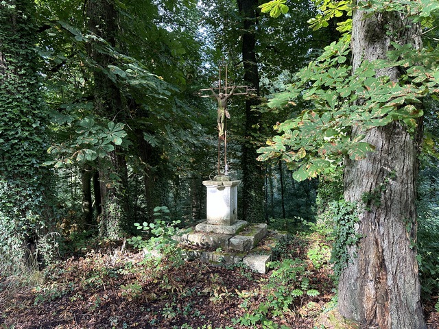 GR26, calvaire au Mont Hague.