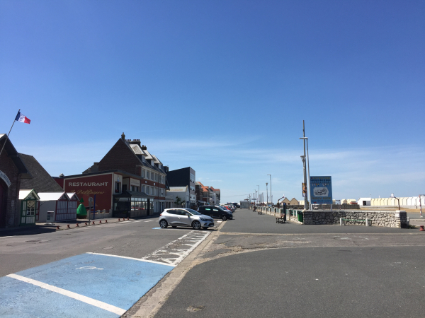 Nous voilà de retour à la plage de Cayeux-sur-Mer.