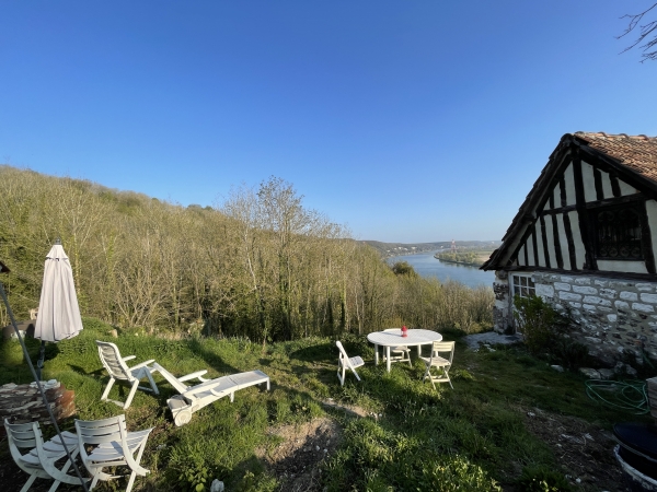 Côte Albert Lambert, il n'y a pas que le Nid qui bénéficie d'une belle vue sur la Seine !