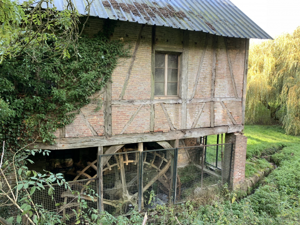 Forêt domaniale de Lyons, Abbaye de Mortemer, ancien moulin.