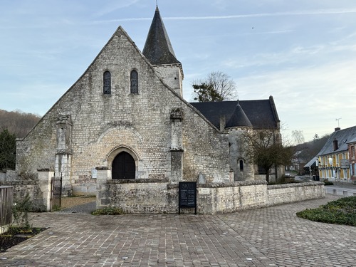 Eglise Saint-Michel de St-Wandrille-Rançon.
