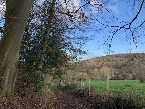 Chemin du Clos du Milieu.