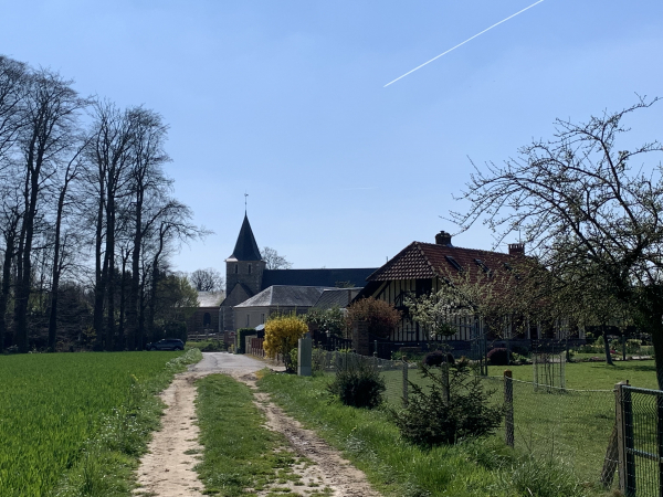 Nous arrivons au bourg de Gommerville.