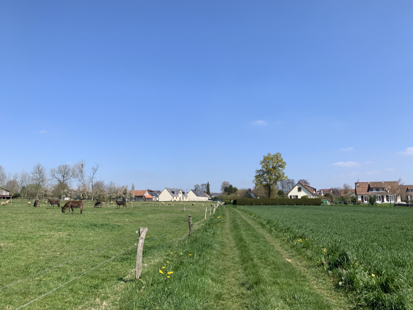Les Trois-Pierres, chemin du Hameau d'Enfer.