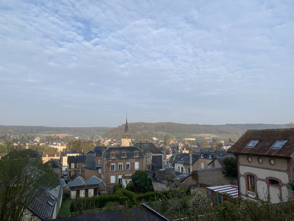Brionne vue du Sentier du Vieux Château.