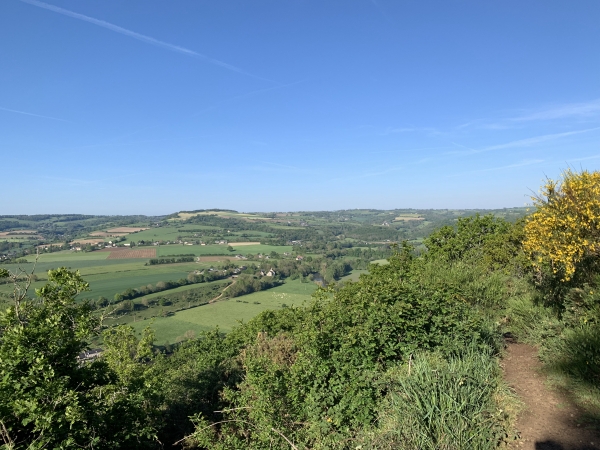 La vue est magnifique, et comme l'essentiel de la montée était en pente douce, nous sommes en pleine forme, près à gravir un autre rocher de l'Orne.