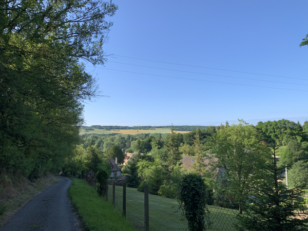 Entrée dans Ste-Geneviève-lès-Gasny et dans la vallée de l'Epte.