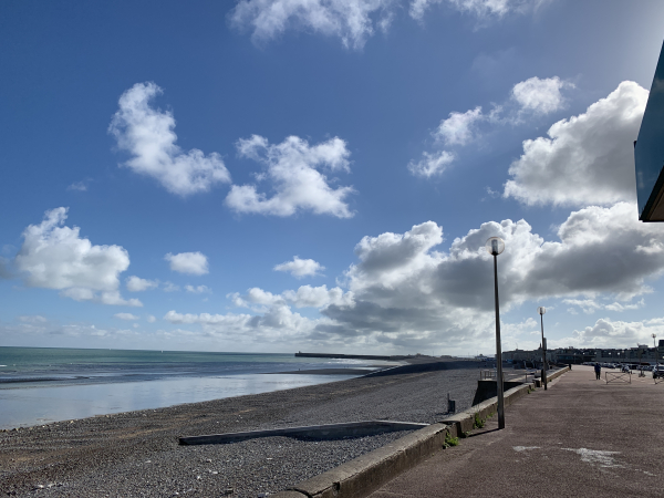 La plage de Dieppe.