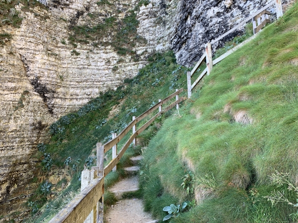 Nous montons l'escalier du Chaudron.