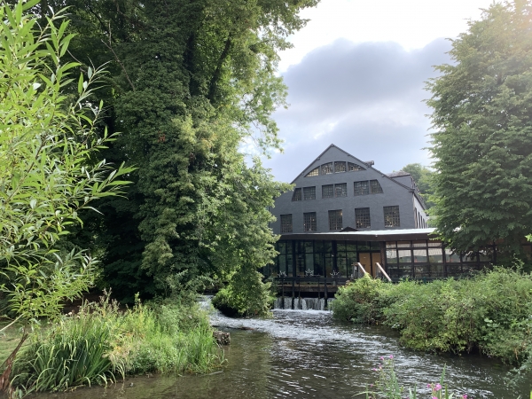 Promenade des Moulins à Papiers, la Corderie Vallois.