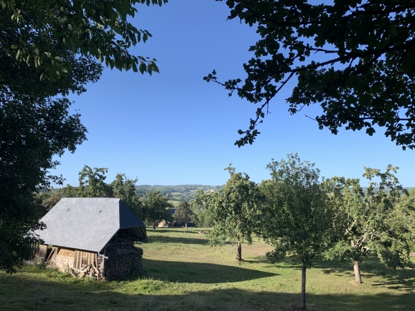 Le Tanné, au-dessus de la vallée de la Calonne.