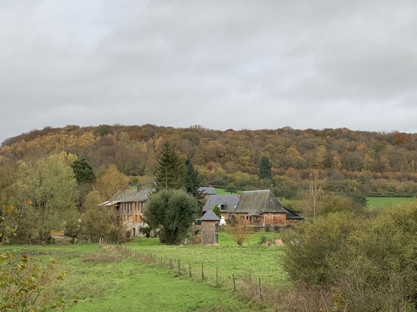 Vallée de la Clérette vue du chemin des Fontaines des Fresnes.