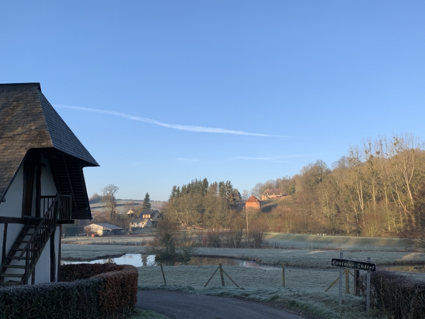 Nous arrivons à Fontaine-Châtel, dans la vallée du Crevon.