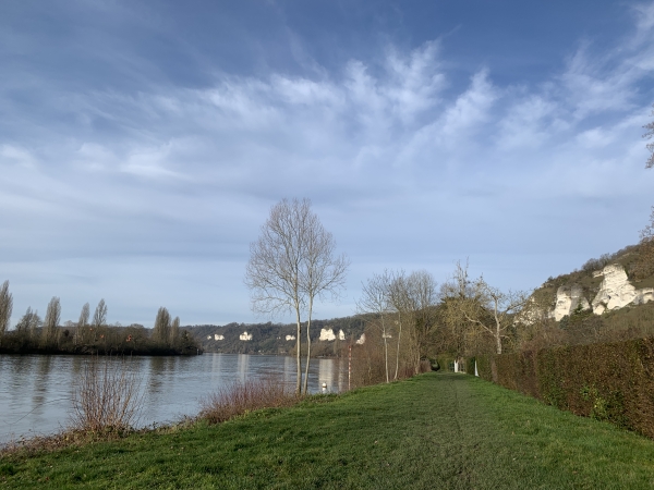 Nous allons suivre le chemin de halage sur 1.5 km.