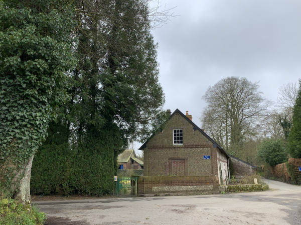 Hameau de Bosc Mare, nous allons tourner à gauche pour traverser la Plaine de Gueulleville.