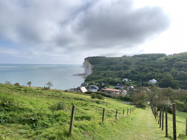 Regard arrière sur les Grandes Dalles.