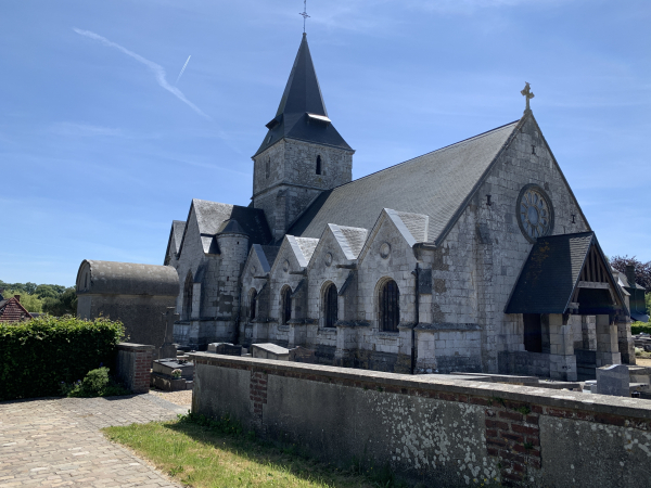 Et nous voilà de retour près de l'église Saint Arnoult.