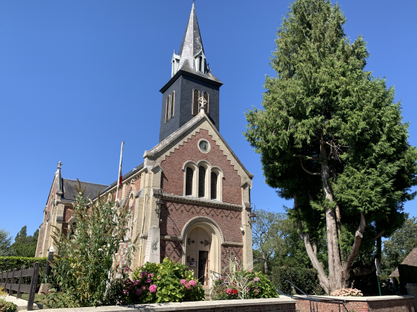 Eglise Saint-Martin de Mont-Cauvaire.
