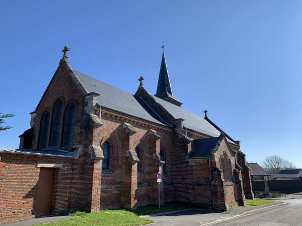 Eglise Saint-Martin à Hodeng-au-Bosc.