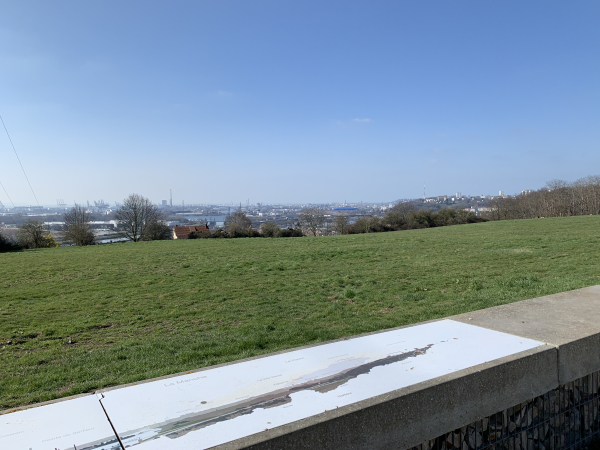 Table d'orientation de la promenade Nelson Mandela.