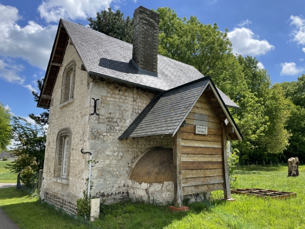 Le four à pain du manoir.
