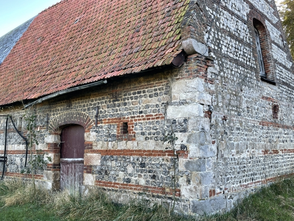 Détail d'une dépendance de la ferme du Fond de Longueil.