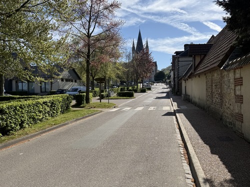 Retour au centre du bourg.