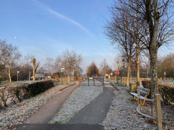 Nous arrivons à Meulers, au PN96, départ officiel du circuit de la Béthune.